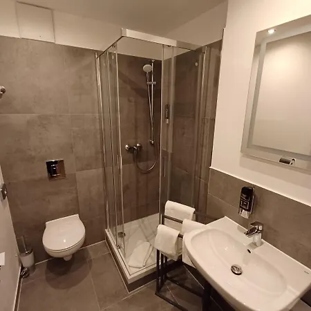 Trip Duesseldorf Hotel 4*