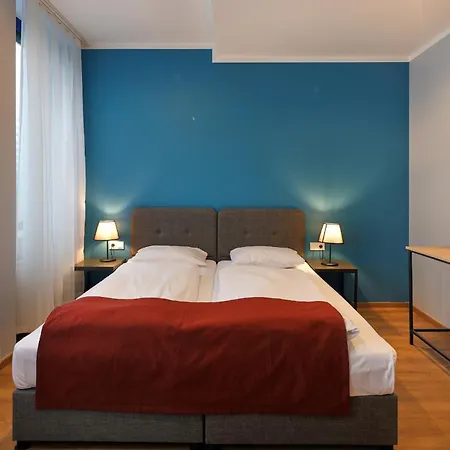 Trip Duesseldorf 4*