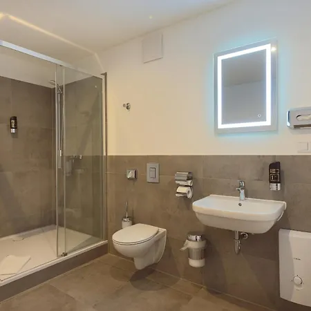 Trip Duesseldorf فندق *