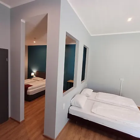 Trip Duesseldorf 4*