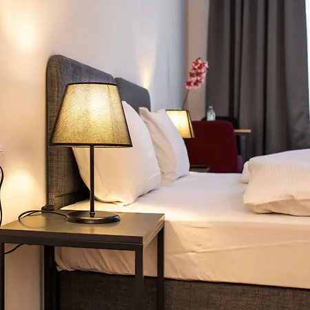 Hotel Trip Duesseldorf 4*
