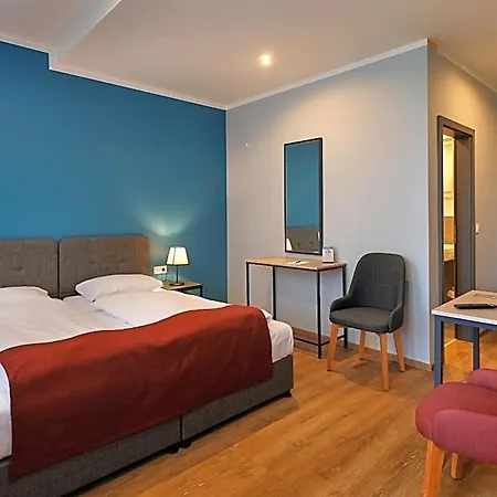 Hotel Trip Duesseldorf 4*