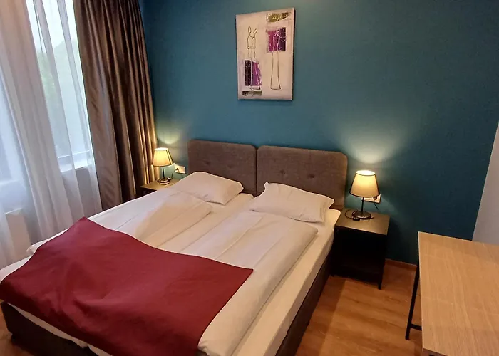 Trip Duesseldorf Hotel 4*